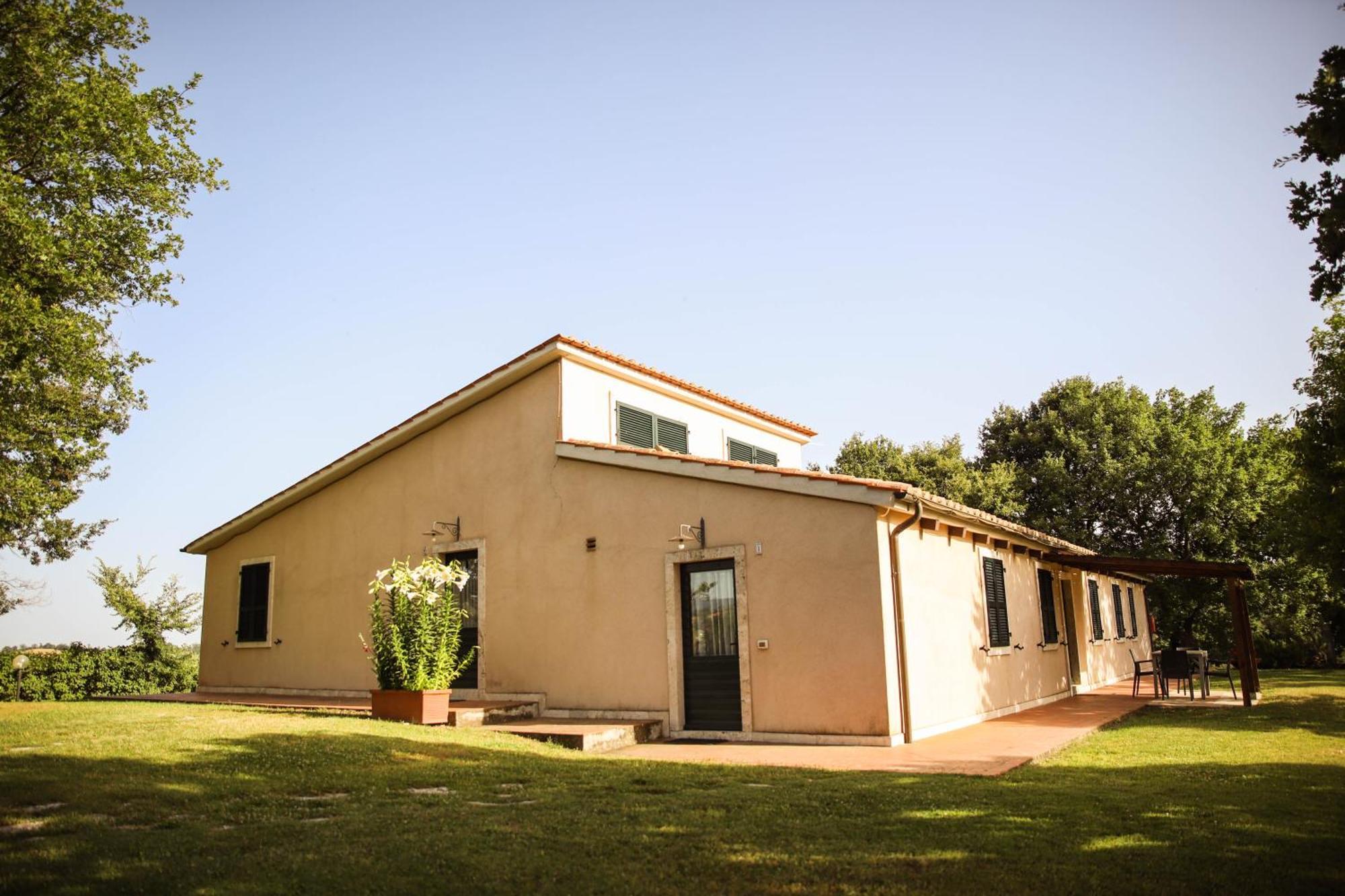 Country House Poggio Aione Guest House Catabbio ภายนอก รูปภาพ