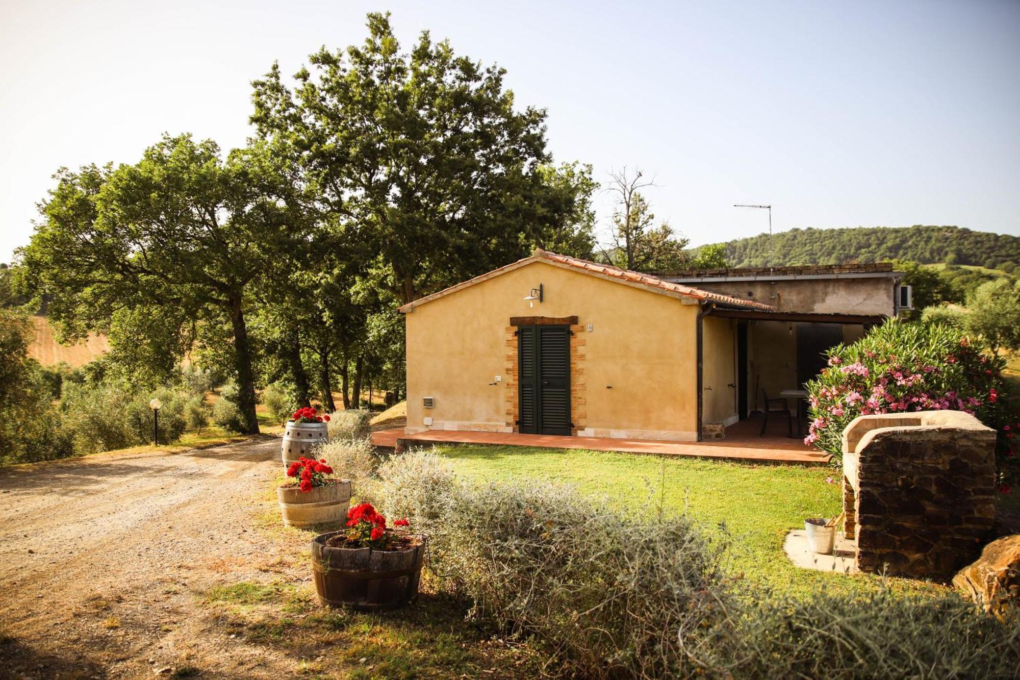 Country House Poggio Aione Guest House Catabbio ภายนอก รูปภาพ